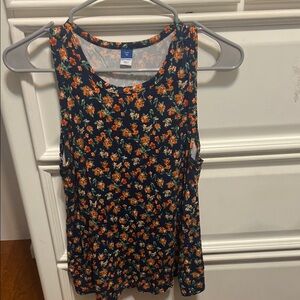 Old navy luxe women’s navy blue tank with flowers.